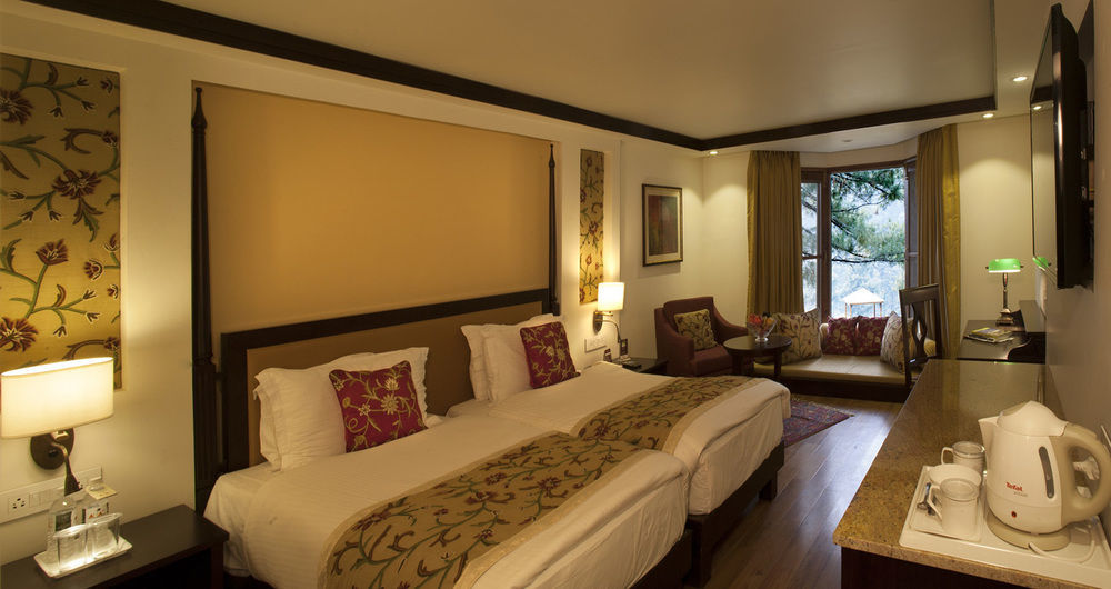 Senator Pine N Peak Hotel Pahalgam Luaran gambar